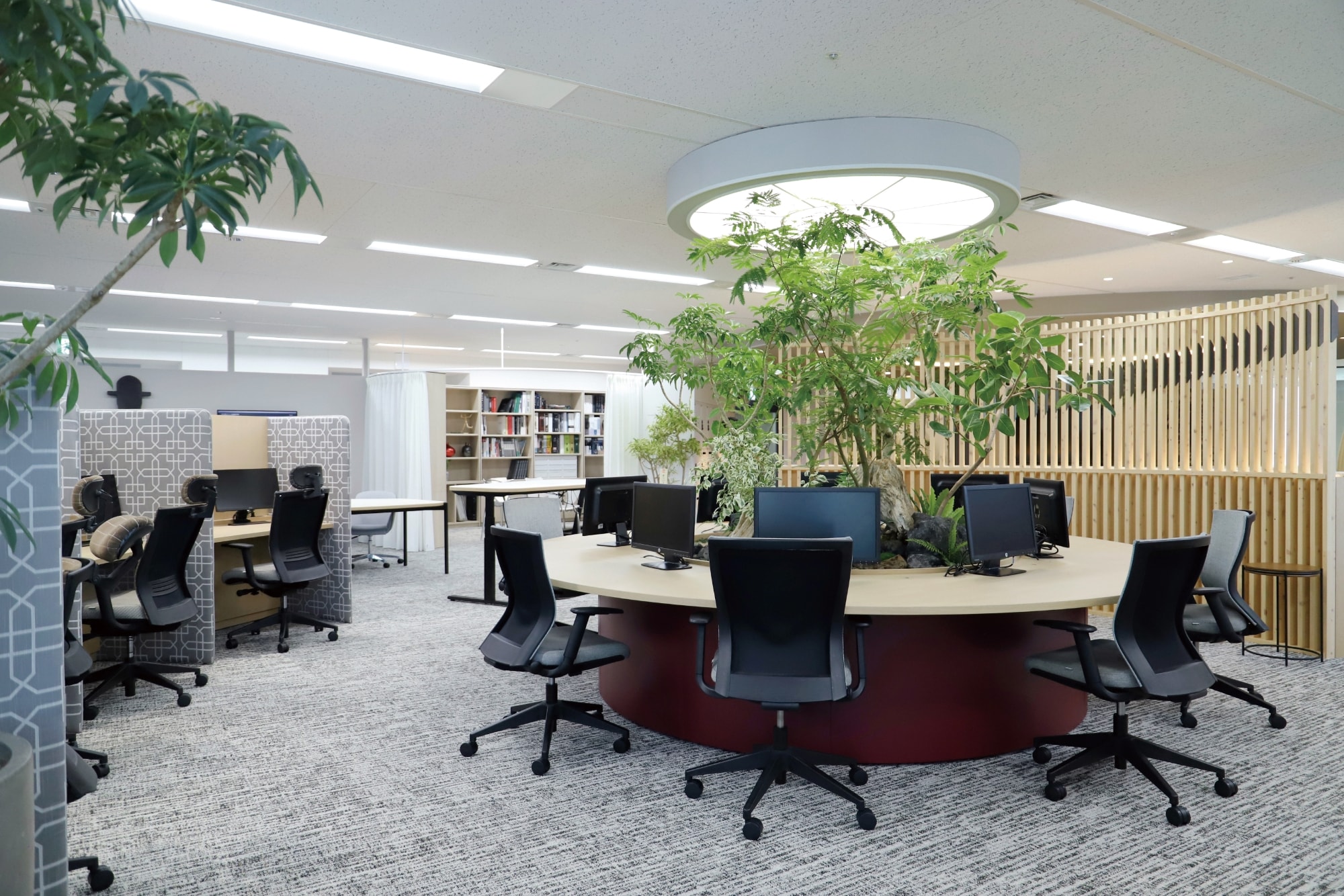 五感に響く体感型オフィス Place2.5