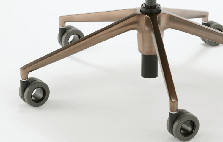 WonW Chair 上質でスタイリッシュな脚デザインイメージ