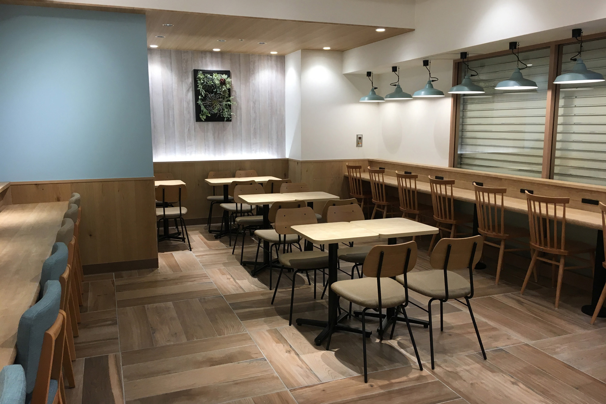 モスバーガー 様 練馬駅店／プロジェクト事例