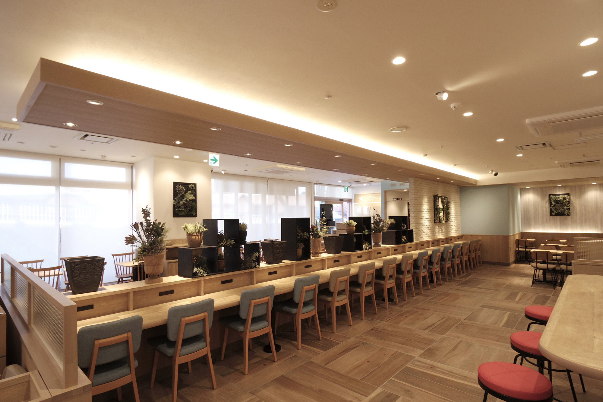 居心地の良さを重視した飲食店 － オリバー チェーンストアプロジェクト事例