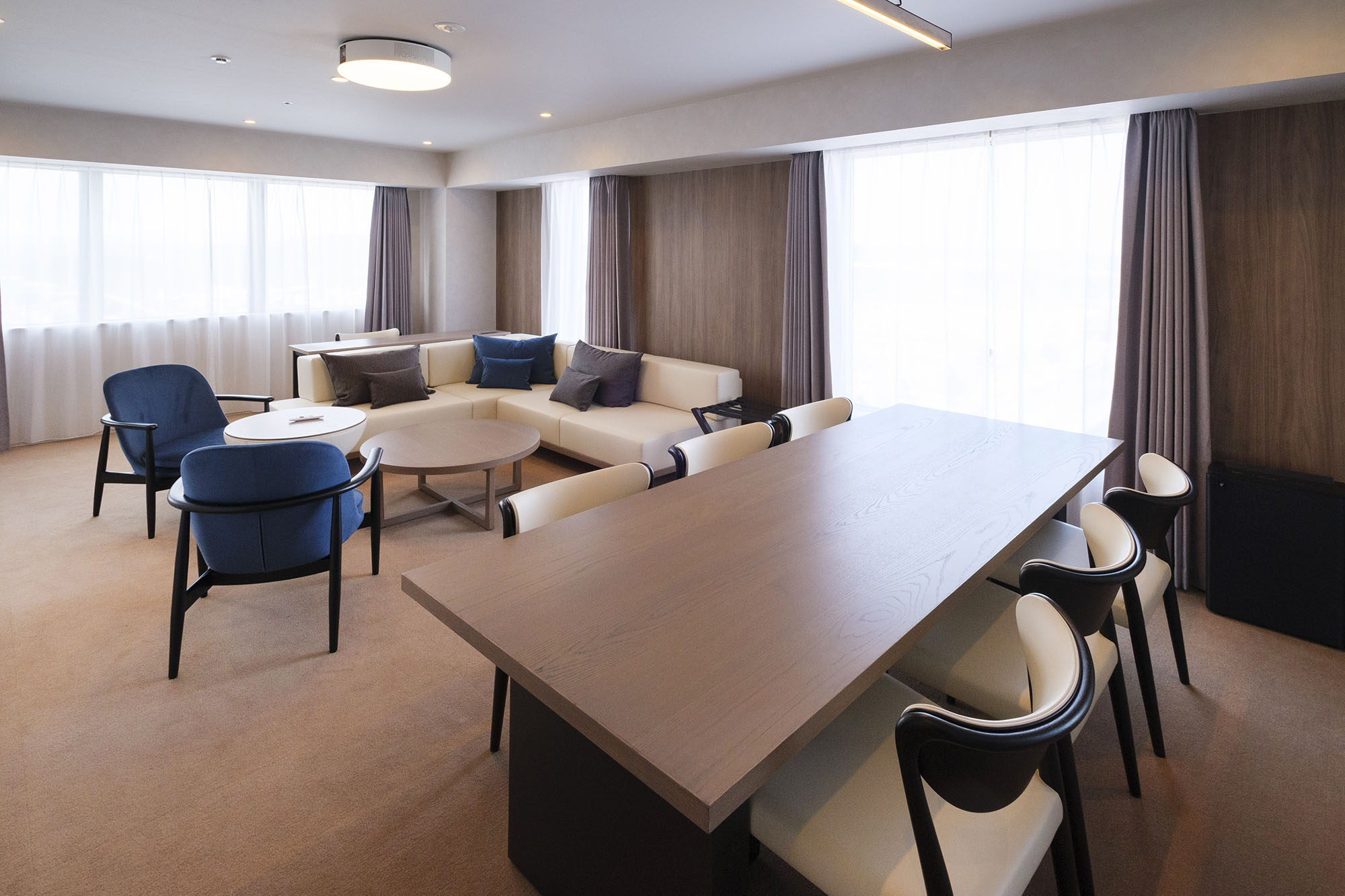 ボールパークの世界観が広がる、ファン心を掴む空間 － オリバー 宿泊プロジェクト事例