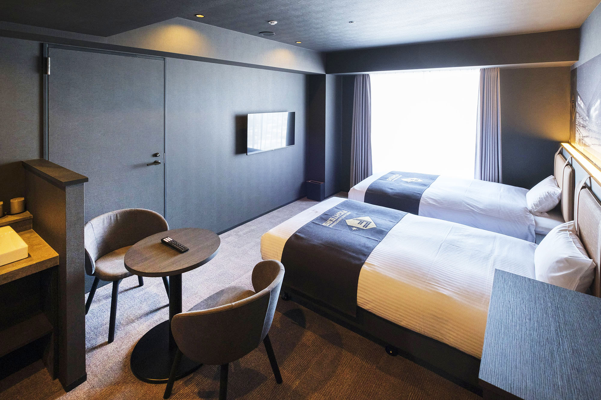 ボールパークの世界観が広がる、ファン心を掴む空間 － オリバー 宿泊プロジェクト事例