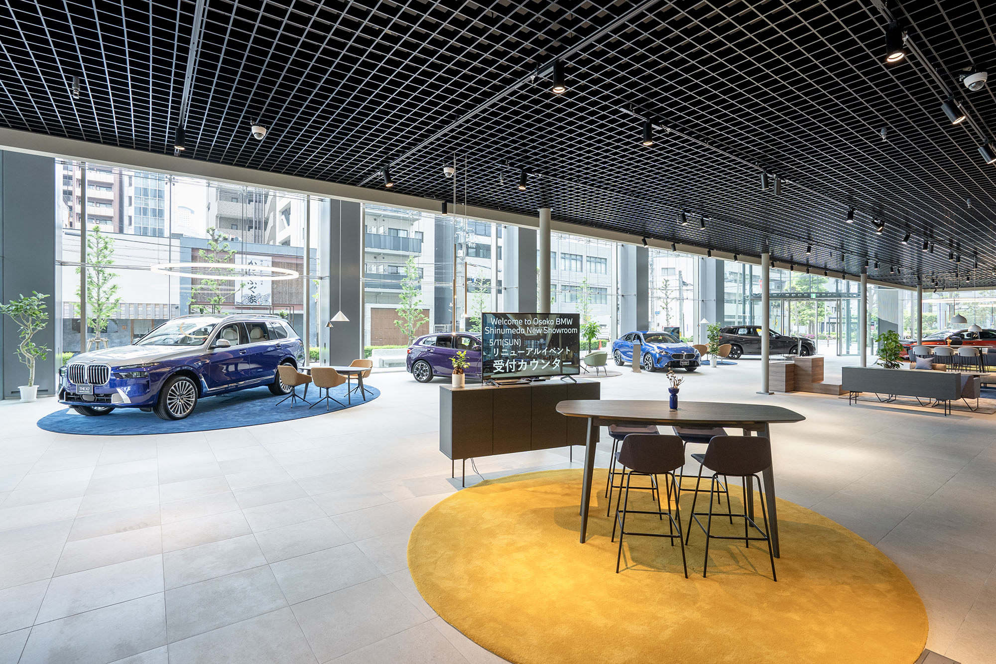 ブランドらしさが輝くラグジュアリー空間 － オリバー 商環境プロジェクト事例