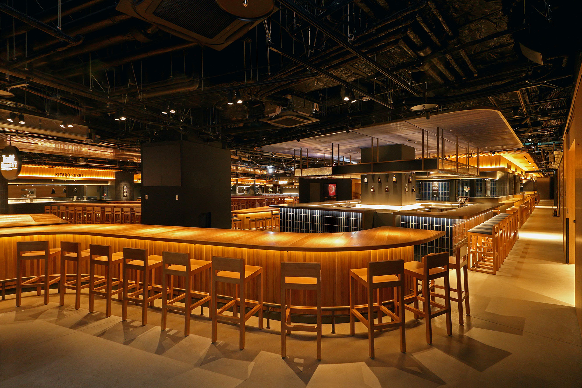 落ち着いた大人の空間に遊び心をプラスした空間 － オリバー 商環境プロジェクト事例