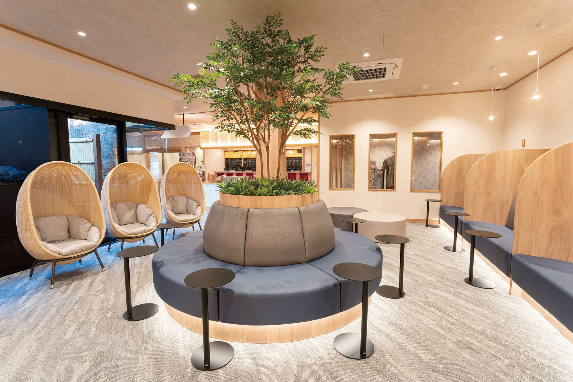 利用目的に合わせて過ごし方を選べる、心地よい温浴空間 － オリバー 商環境プロジェクト事例